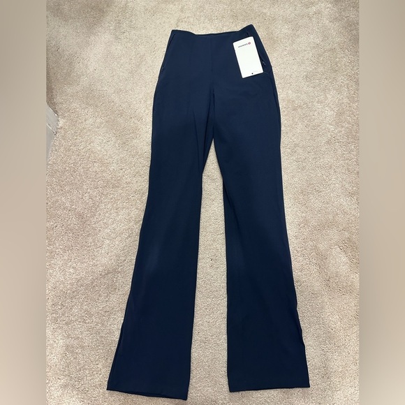 Lululemon Smooth Fit Pull-On High-Rise Pant in True Navy 0 NWT - Picture 3 of 5